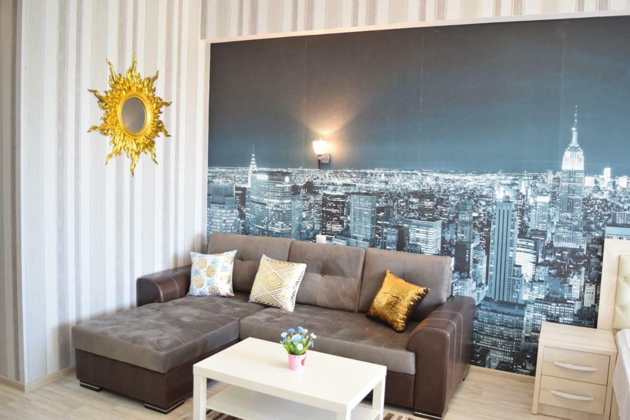 Apartment With Good View In The Center Bischkek Exterior foto