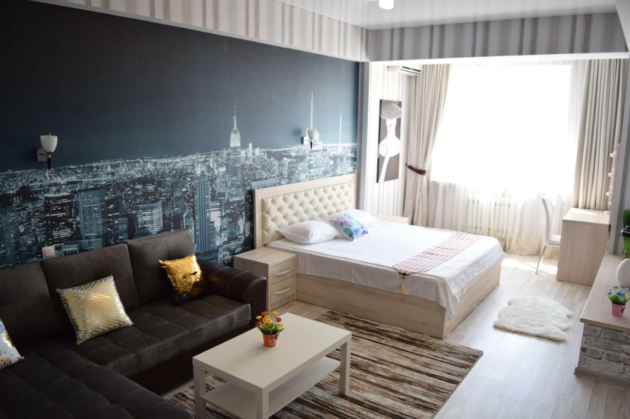 Apartment With Good View In The Center Bischkek Exterior foto